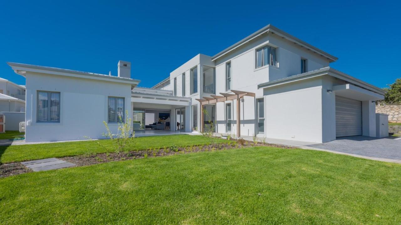 Cliff Haven Hotel Struisbaai Exterior photo