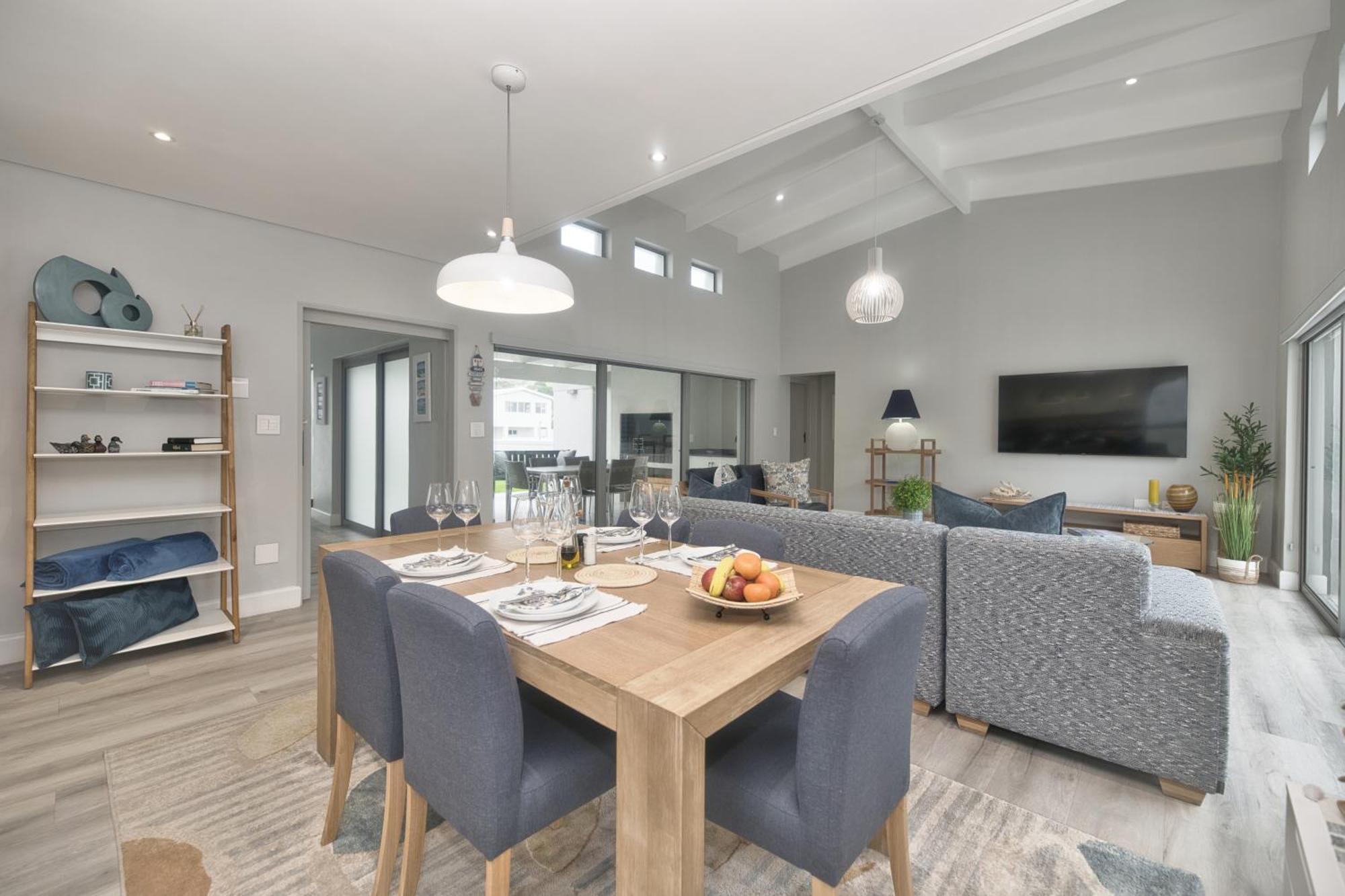 Cliff Haven Hotel Struisbaai Room photo
